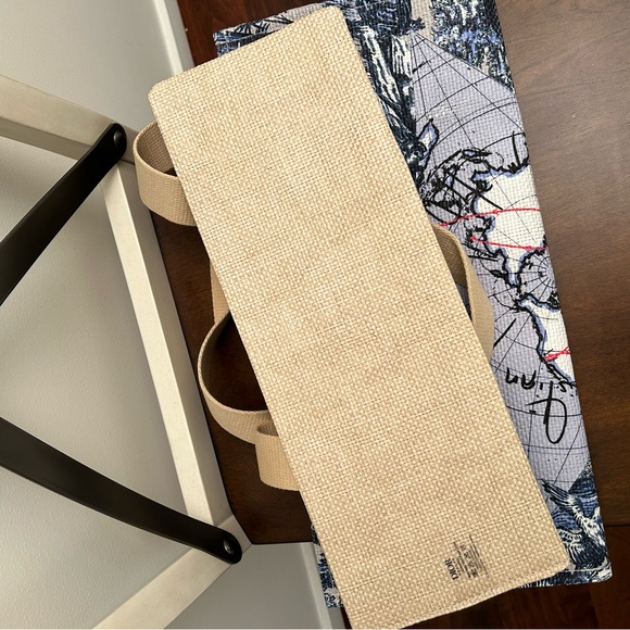 Dior Beauty VIP Around Tote - Picture 9 of 10